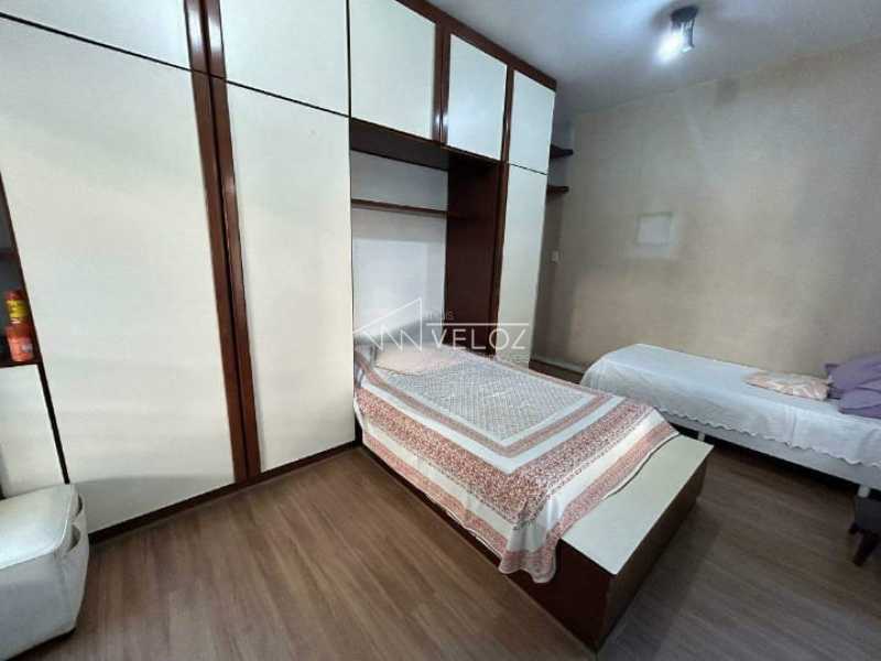 Apartamento à venda com 3 quartos, 125m² - Foto 10