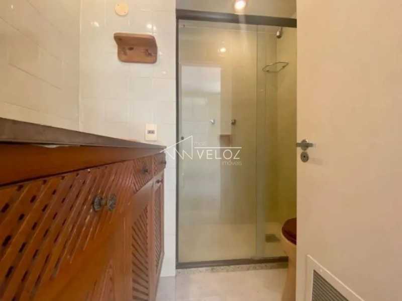 Apartamento à venda com 3 quartos, 82m² - Foto 2