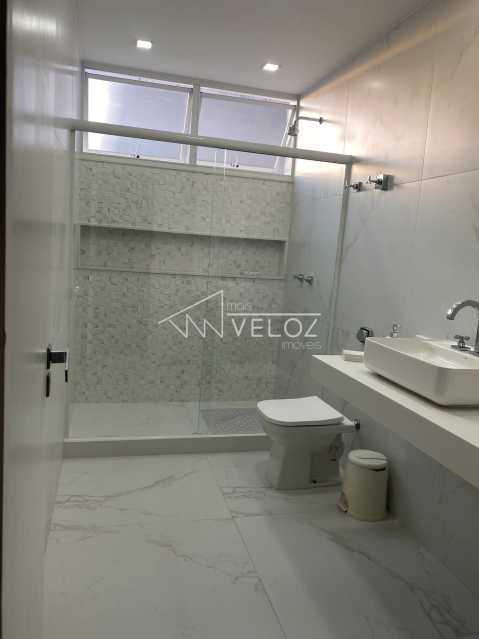 Apartamento à venda com 3 quartos, 123m² - Foto 9