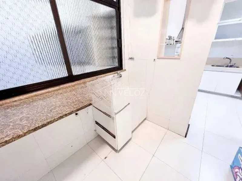 Apartamento à venda com 4 quartos, 192m² - Foto 6