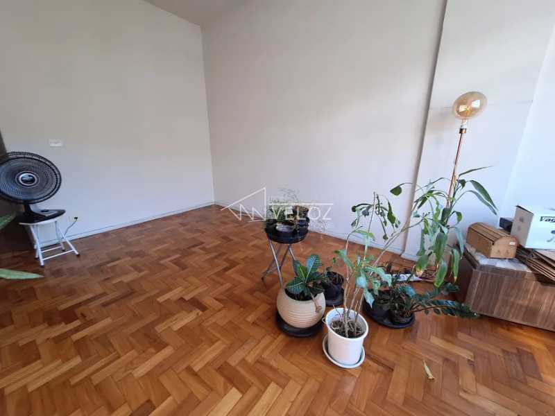 Apartamento à venda com 3 quartos, 116m² - Foto 6