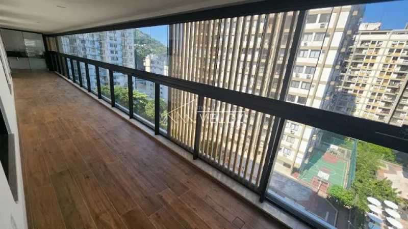 Apartamento à venda com 4 quartos, 144m² - Foto 1