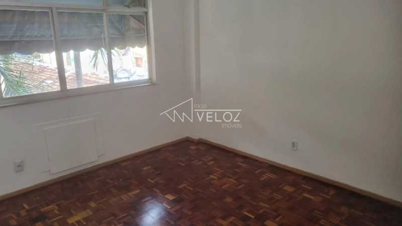 Apartamento à venda com 1 quarto, 40m² - Foto 3