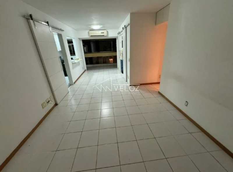 Apartamento à venda com 2 quartos, 74m² - Foto 2