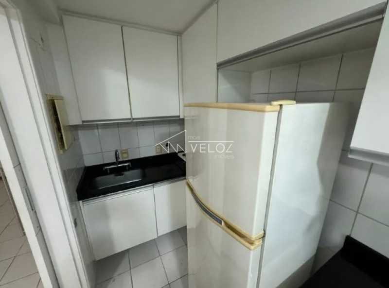 Apartamento à venda com 2 quartos, 74m² - Foto 12