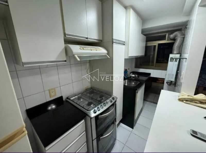 Apartamento à venda com 2 quartos, 74m² - Foto 15