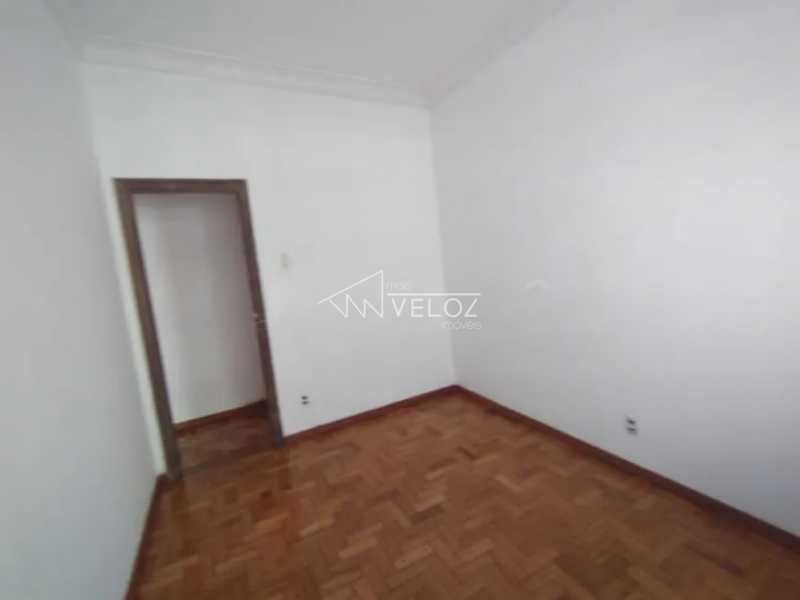 Apartamento à venda com 2 quartos, 87m² - Foto 4