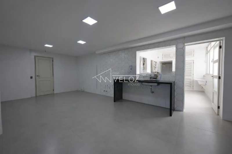 Apartamento à venda com 4 quartos, 330m² - Foto 14