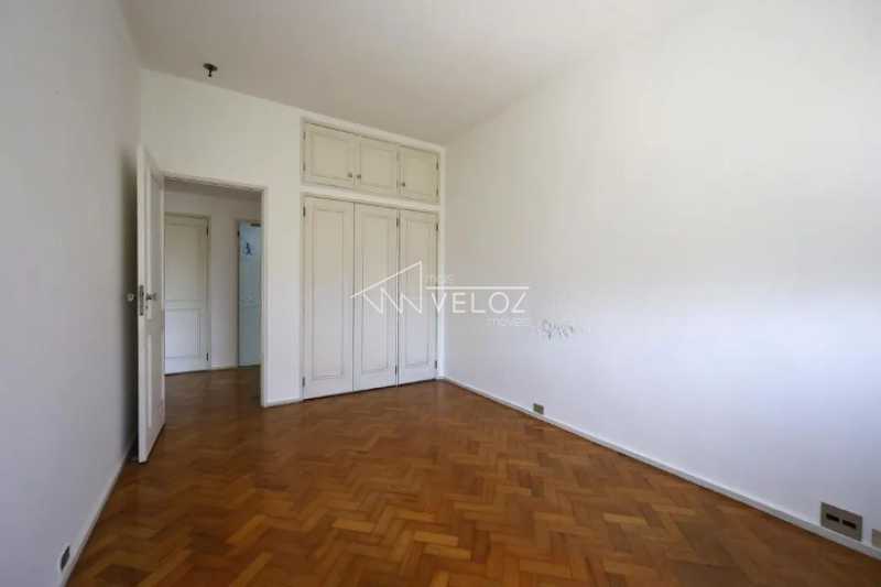 Apartamento à venda com 4 quartos, 330m² - Foto 8