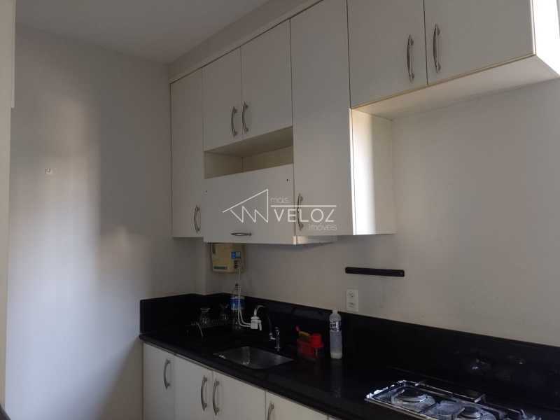 Apartamento à venda com 1 quarto, 42m² - Foto 8