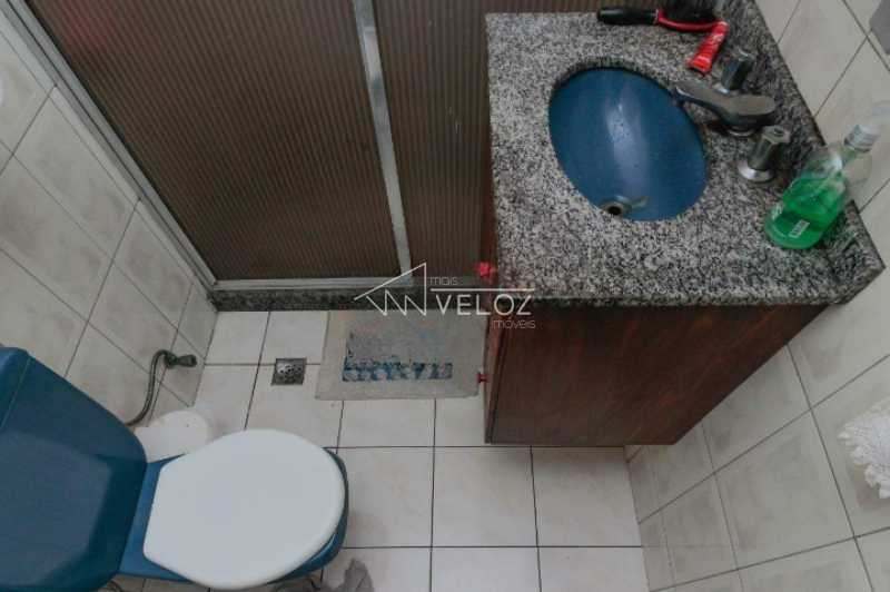 Apartamento à venda com 2 quartos, 61m² - Foto 4