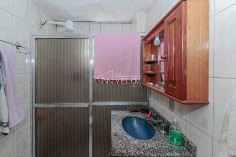 Apartamento à venda com 2 quartos, 61m² - Foto 12