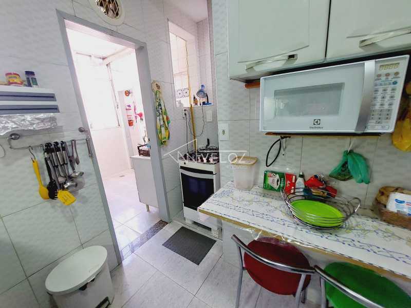 Apartamento à venda com 3 quartos, 113m² - Foto 18