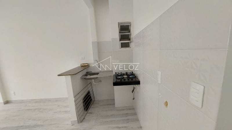 Apartamento à venda com 1 quarto, 30m² - Foto 15