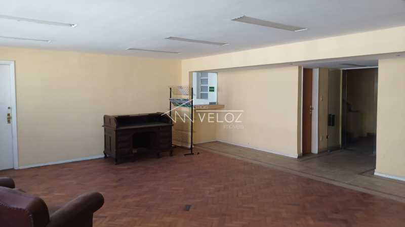 Prédio Inteiro à venda, 300m² - Foto 27