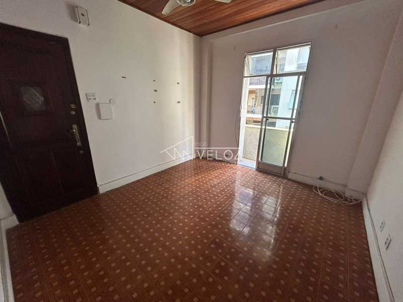 Apartamento à venda com 3 quartos, 84m² - Foto 3