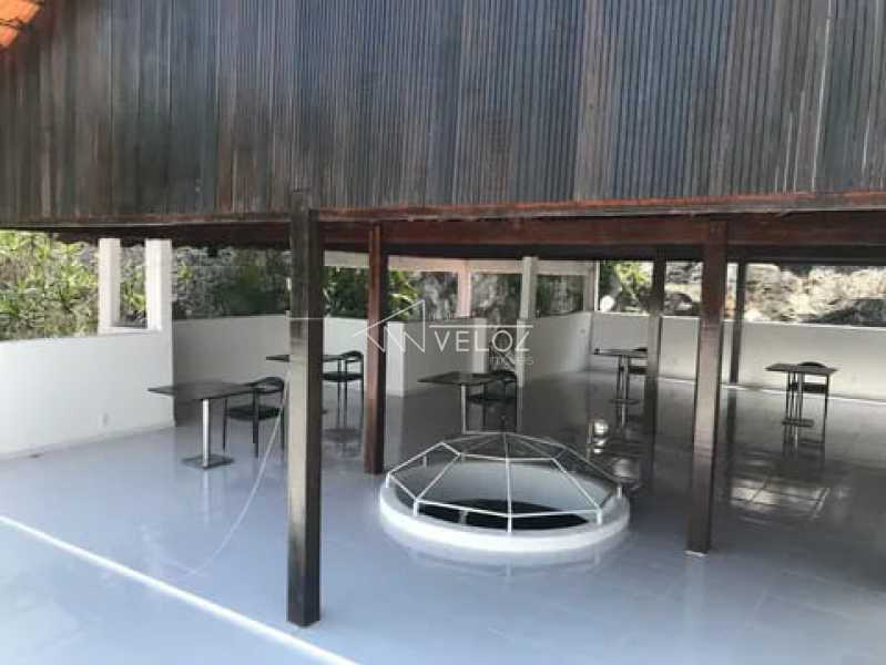 Casa à venda com 5 quartos, 1400m² - Foto 22