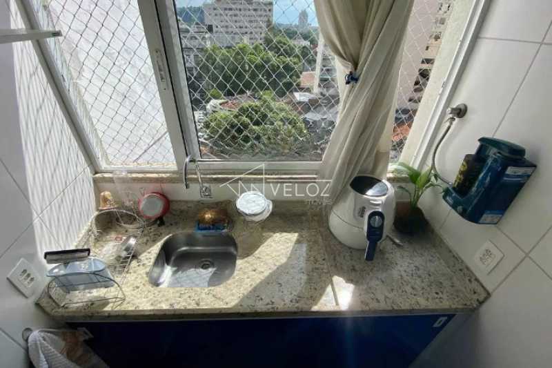 Apartamento à venda com 1 quarto, 29m² - Foto 7