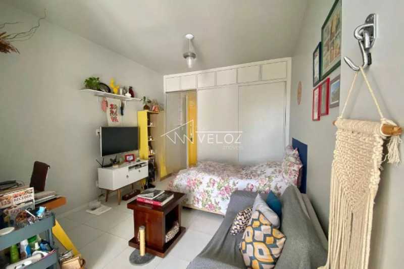 Apartamento à venda com 1 quarto, 29m² - Foto 2