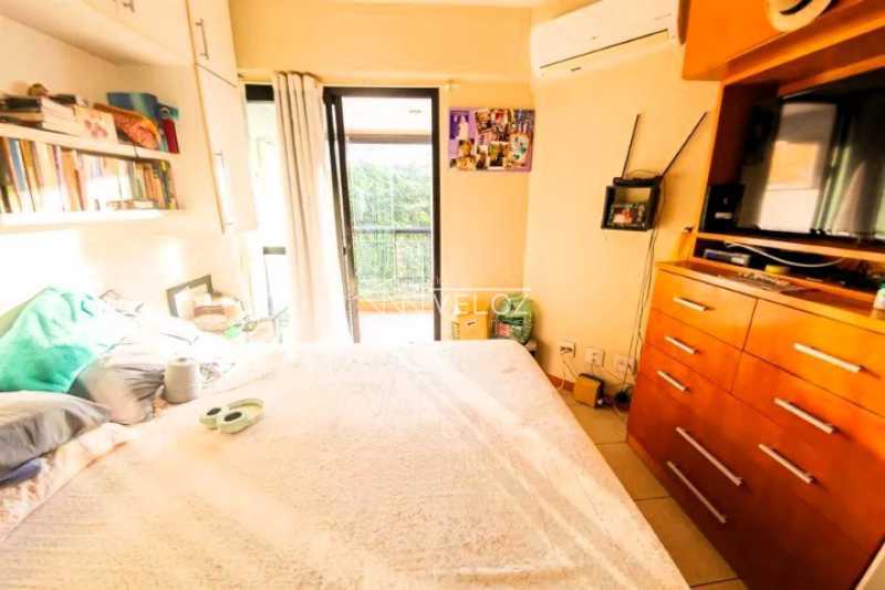 Apartamento à venda com 3 quartos, 111m² - Foto 7