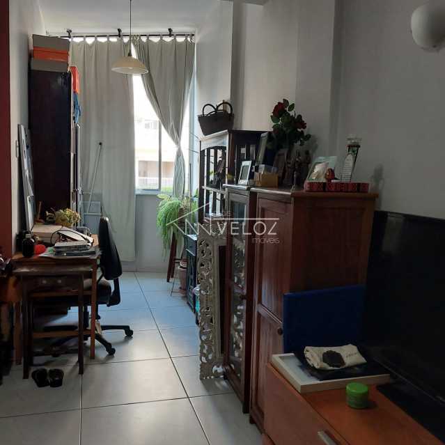 Apartamento à venda com 1 quarto, 45m² - Foto 2