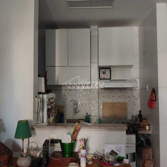 Apartamento à venda com 1 quarto, 45m² - Foto 11