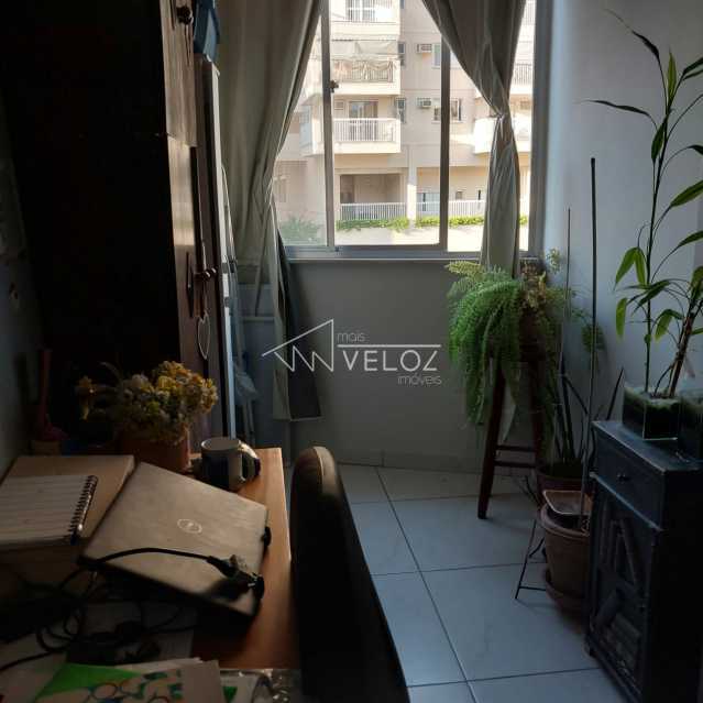 Apartamento à venda com 1 quarto, 45m² - Foto 13