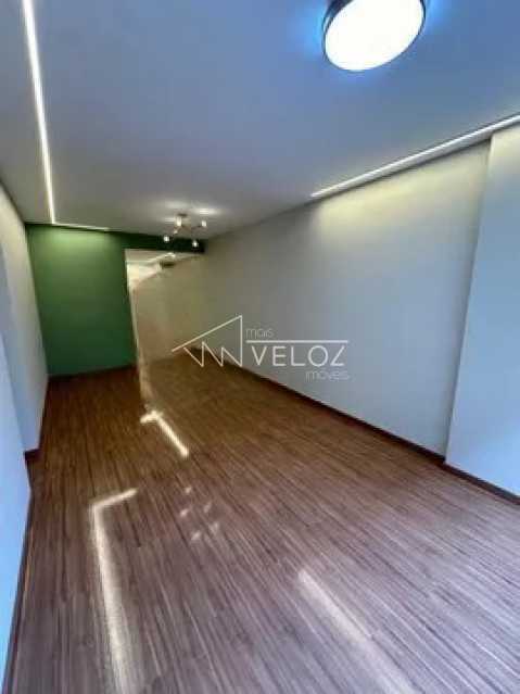 Apartamento à venda com 2 quartos, 78m² - Foto 1