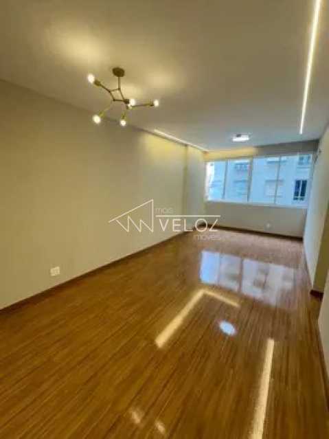 Apartamento à venda com 2 quartos, 78m² - Foto 3