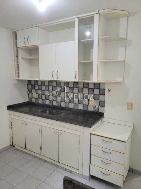 Apartamento à venda com 2 quartos, 63m² - Foto 8