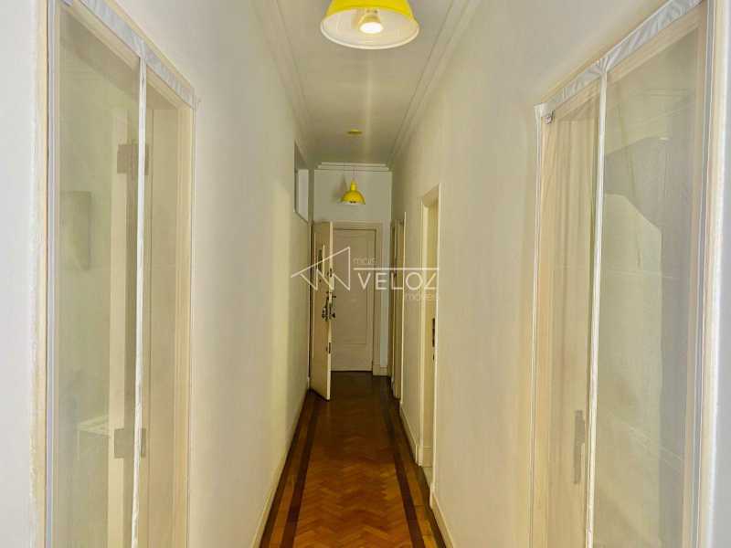 Apartamento à venda com 3 quartos, 200m² - Foto 28