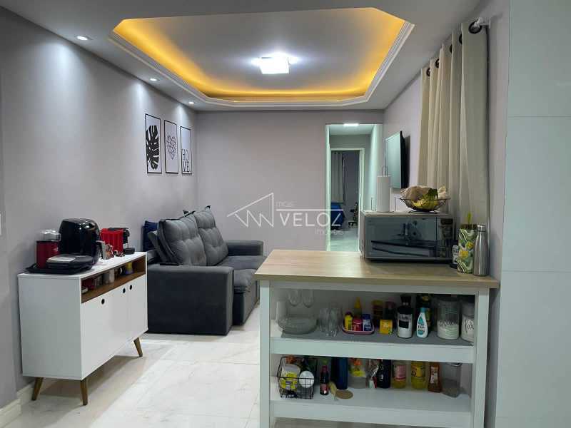 Casa à venda com 2 quartos, 45m² - Foto 2