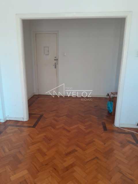 Apartamento à venda com 1 quarto, 45m² - Foto 6