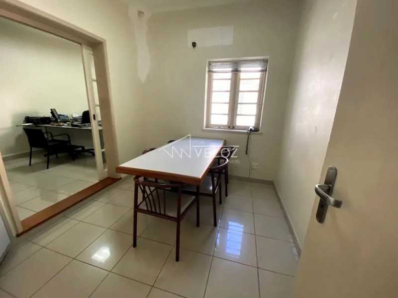 Casa à venda com 3 quartos, 110m² - Foto 11