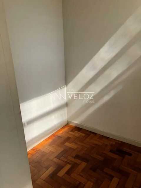 Apartamento à venda com 2 quartos, 80m² - Foto 5