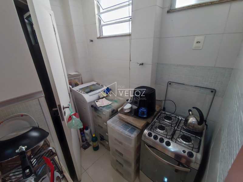 Apartamento à venda com 2 quartos, 66m² - Foto 15