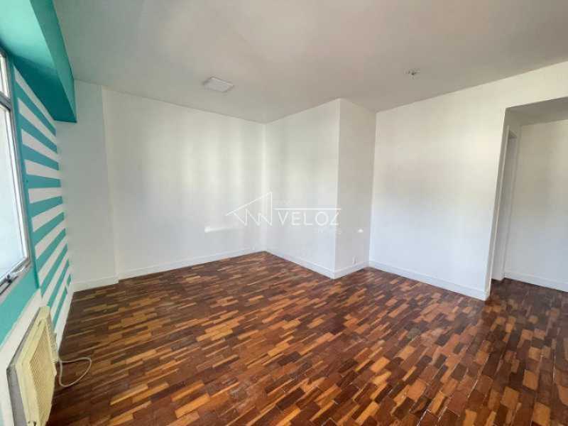 Apartamento à venda com 2 quartos, 82m² - Foto 9