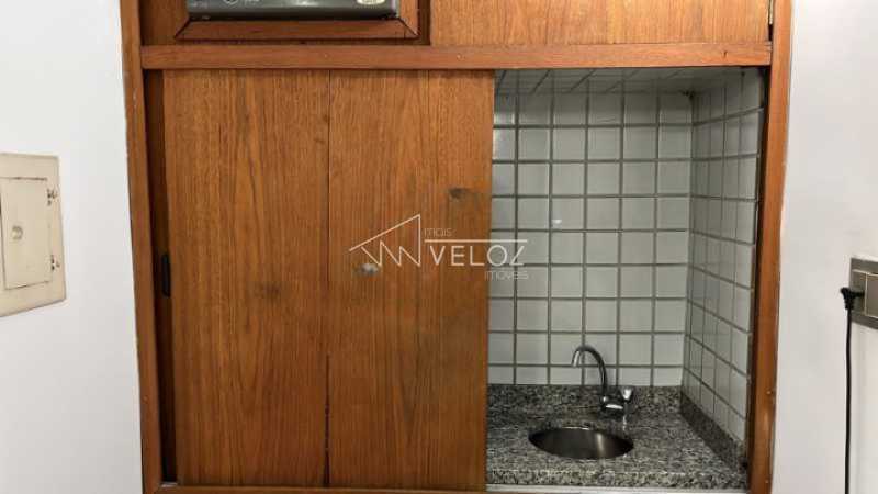 Apartamento à venda com 1 quarto, 40m² - Foto 18