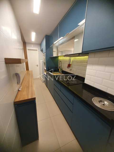 Apartamento à venda com 2 quartos, 69m² - Foto 5