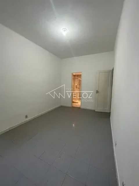 Apartamento à venda com 2 quartos, 75m² - Foto 6