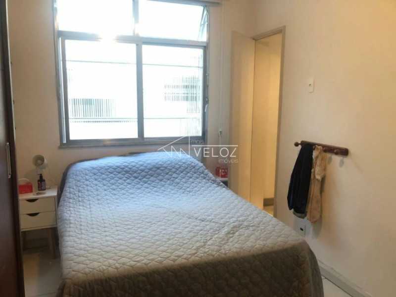 Apartamento à venda com 2 quartos, 61m² - Foto 5