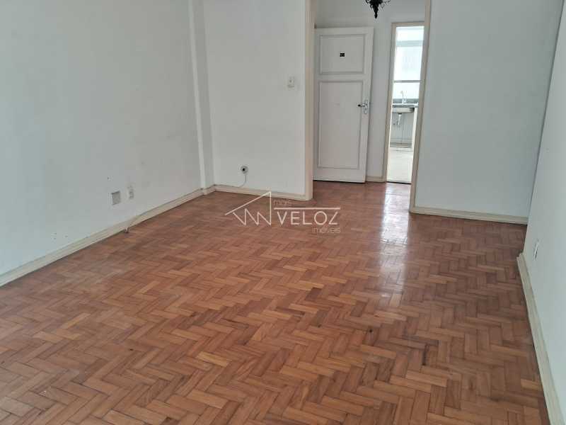 Apartamento à venda com 3 quartos, 100m² - Foto 4