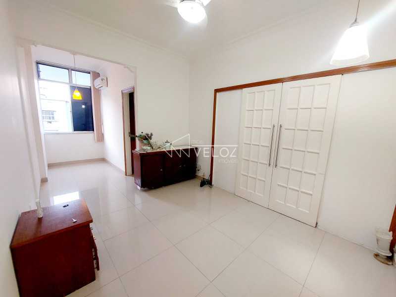 Apartamento à venda com 1 quarto, 40m² - Foto 3