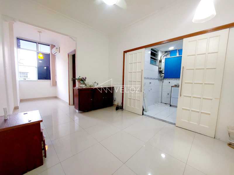 Apartamento à venda com 1 quarto, 40m² - Foto 4