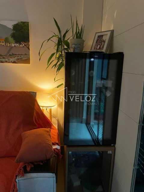 Apartamento à venda com 2 quartos, 61m² - Foto 12