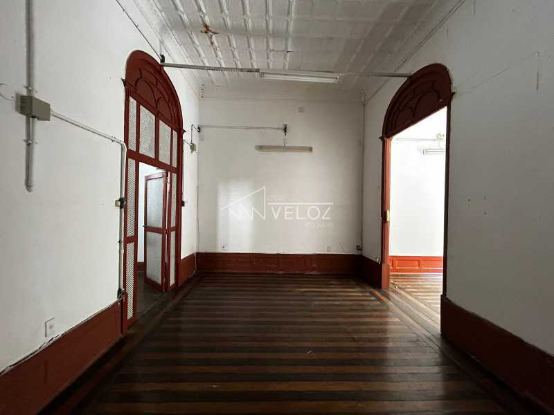 Casa à venda com 3 quartos, 207m² - Foto 6