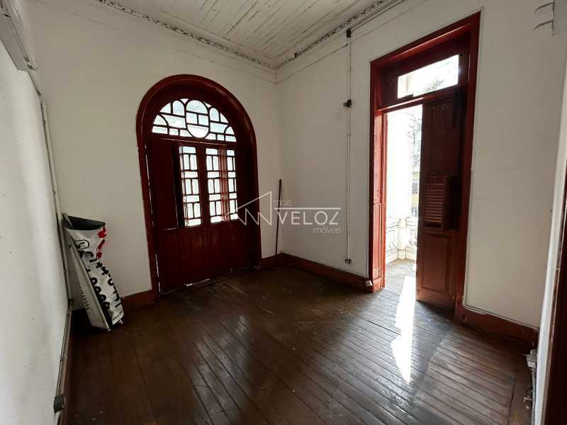 Casa à venda com 3 quartos, 207m² - Foto 24