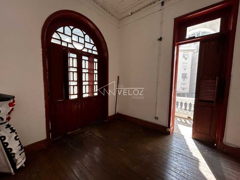 Casa à venda com 3 quartos, 207m² - Foto 25