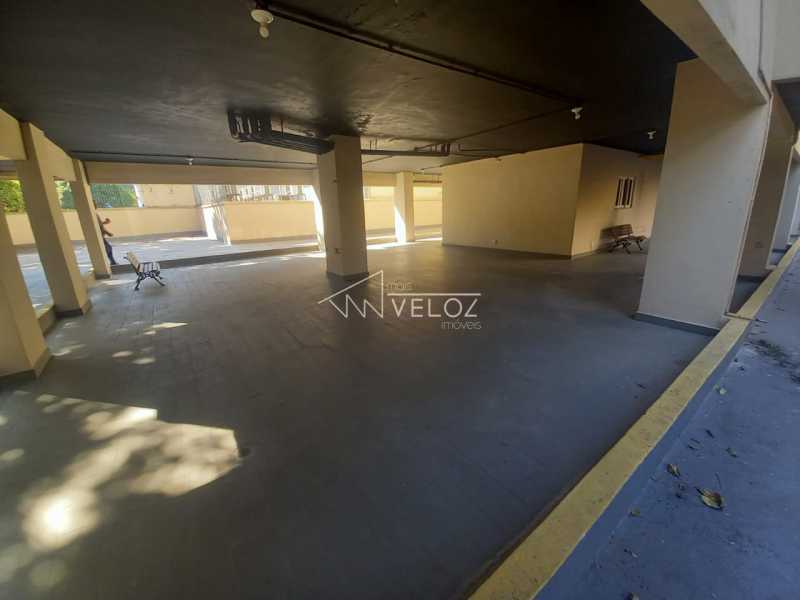 Apartamento à venda com 2 quartos, 97m² - Foto 28