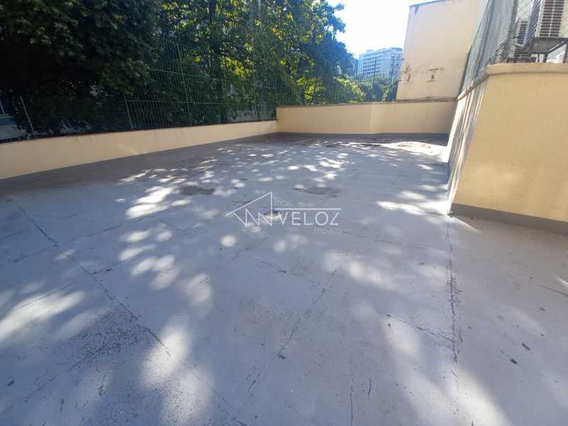 Apartamento à venda com 2 quartos, 97m² - Foto 30